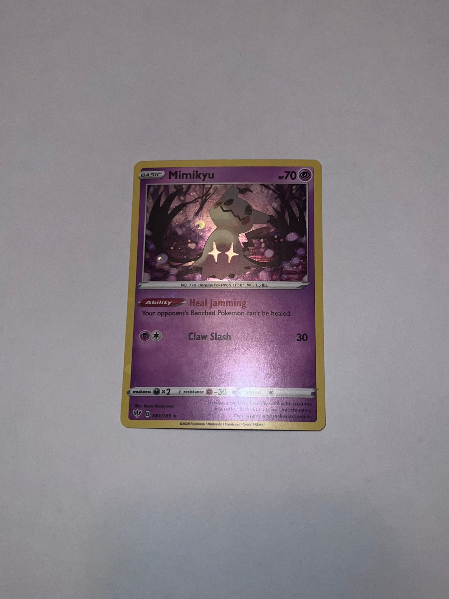 Pokemon TCG - (NM/M) Mimikyu (Holo) (#81) (Sword & Shield - Darkness Ablaze) (Single Card)